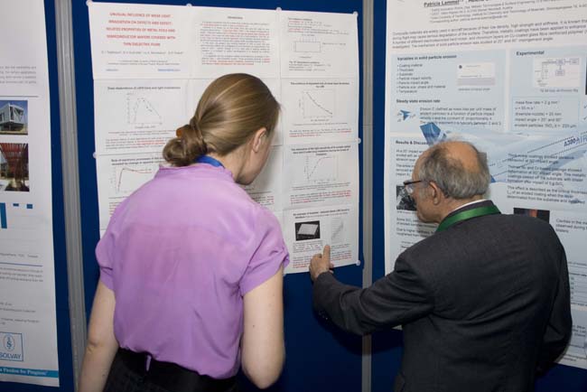 posters_90